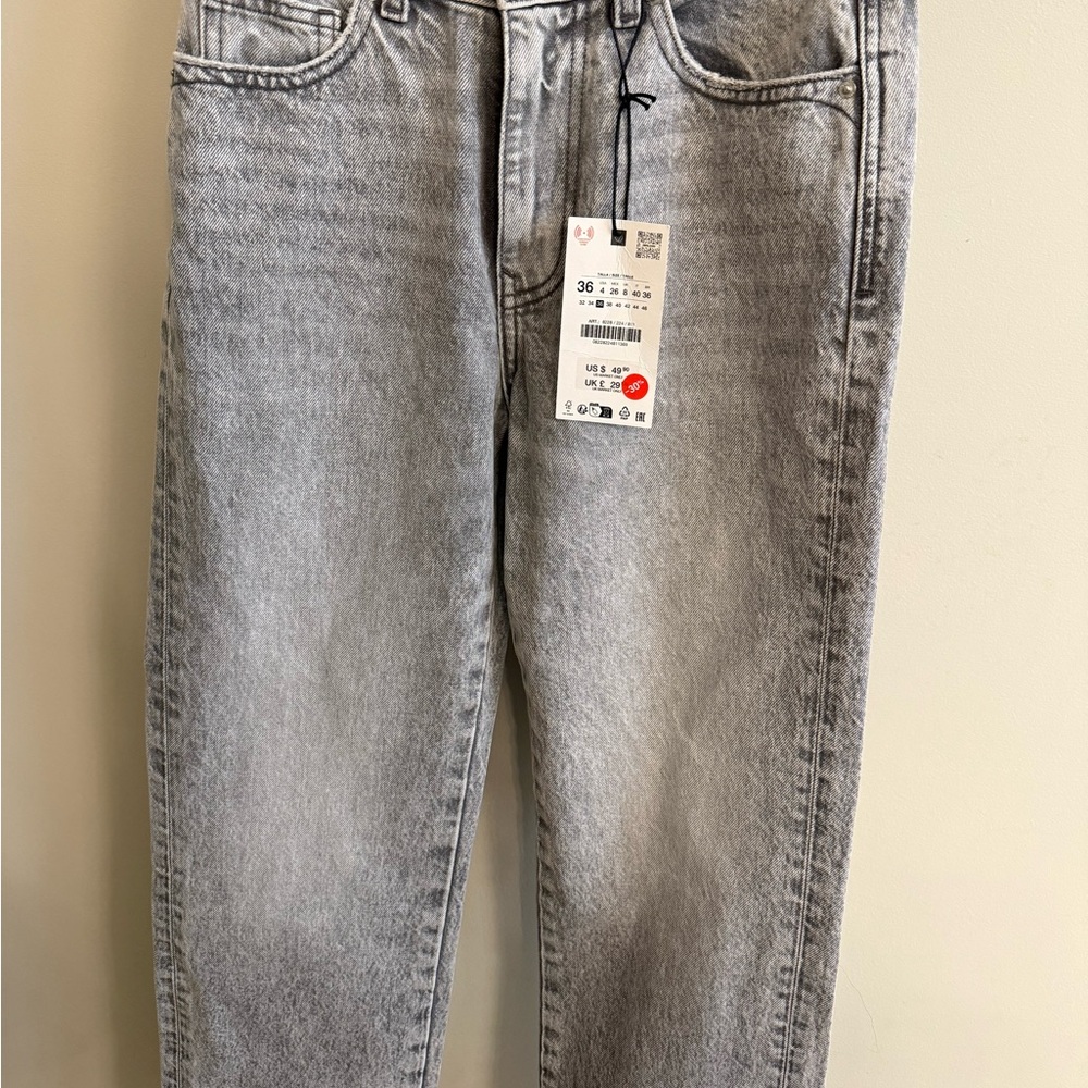 Zara Gray Straight Leg Jeans